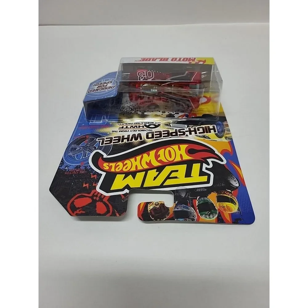 2011 Hot Wheels Team HW High-Speed Wheel Moto Blade :‎ Red 1:64